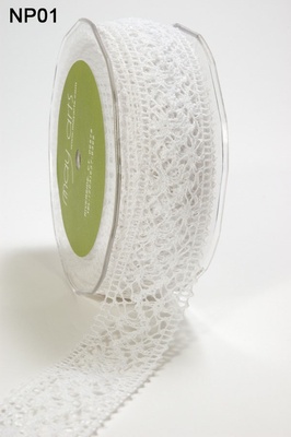 Стрічка від May Arts - Crochet Ribbon, колір білий, 3,8 см, 90 см